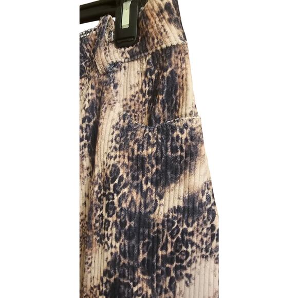 Savanah Jane Animal Print Mini Skirt - Picture 4 of 4